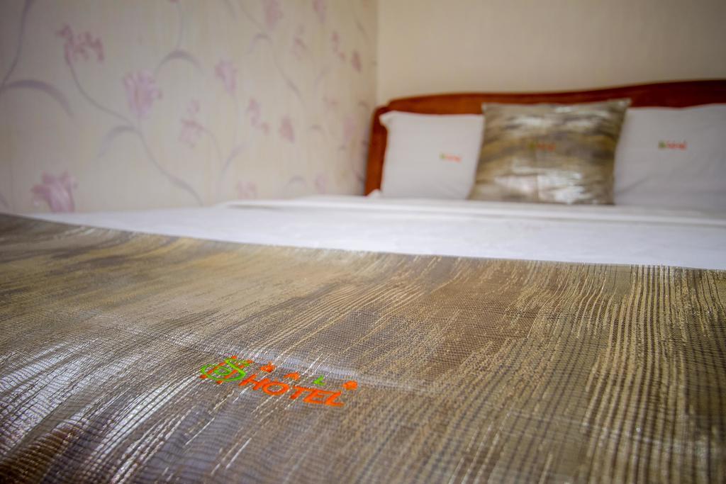 Sal'S Boutique Hotel Кампала Экстерьер фото